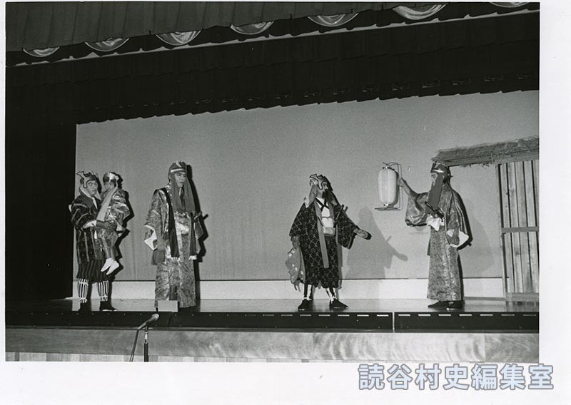 組踊「大本部」　波平区（福祉センター）