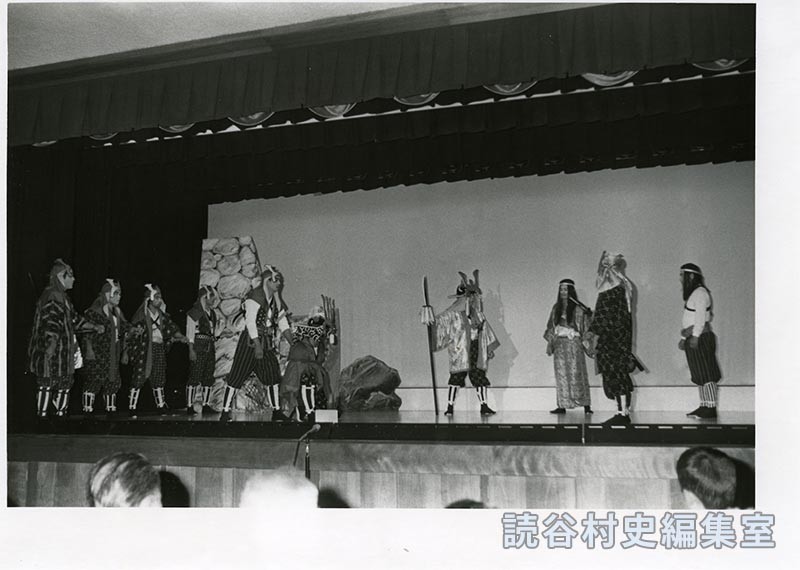 組踊「大本部」　波平区（福祉センター）