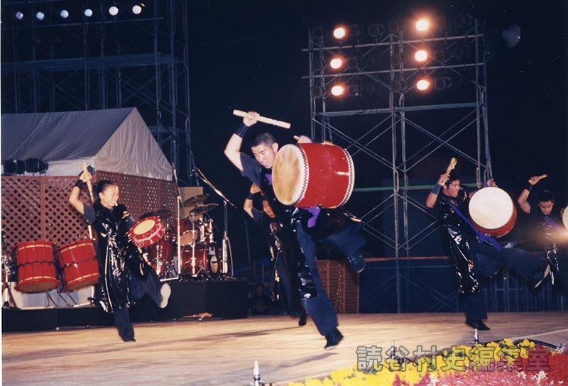 残波大獅子太鼓ステージ（よみたんの音楽祭）