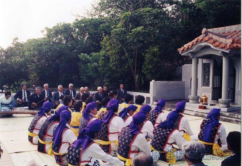 赤犬子ウンチケーの祈願　楚辺区（赤犬子宮）