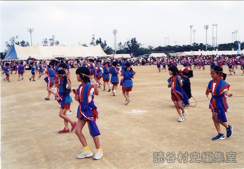 集団演技　村内小学校