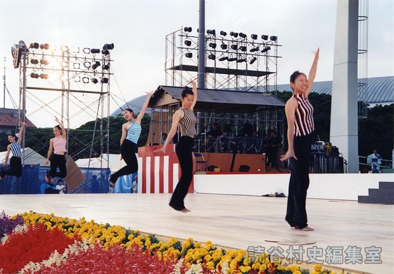 創作ダンス　読谷高校ダンス部