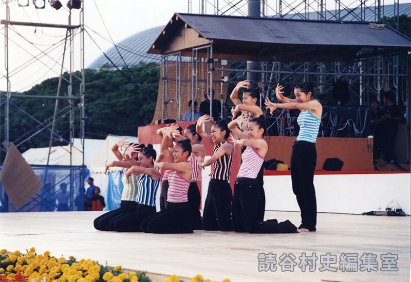 創作ダンス　読谷高校ダンス部