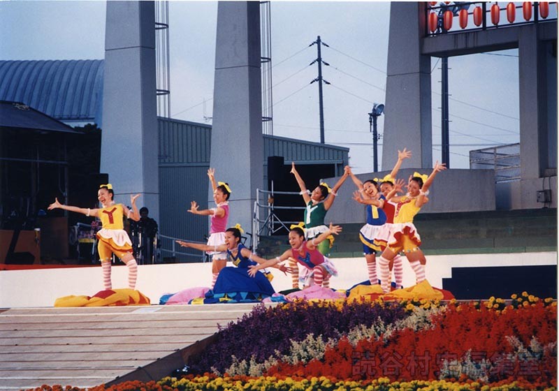 創作ダンス　読谷高校ダンス部