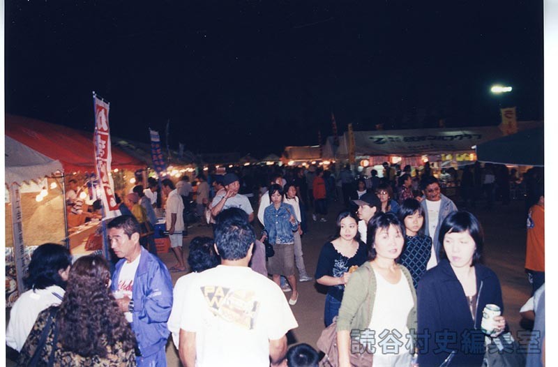 会場風景　出店と客