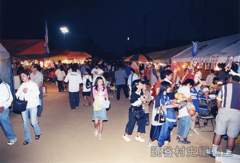 会場風景　出店と客