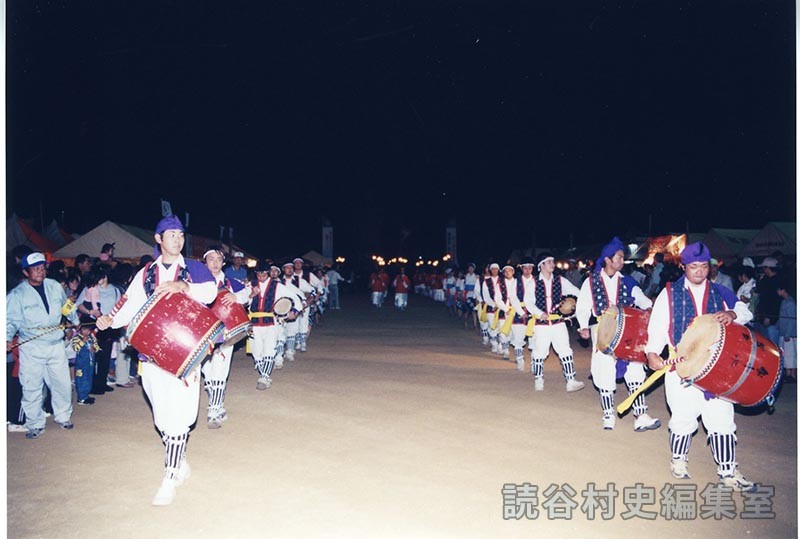 「標」太鼓隊　楚辺青年会（創作「進貢船」）