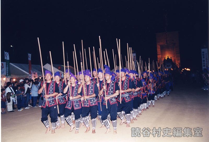 「航」棒術（スー巻）　座喜味区（創作「進貢船」）