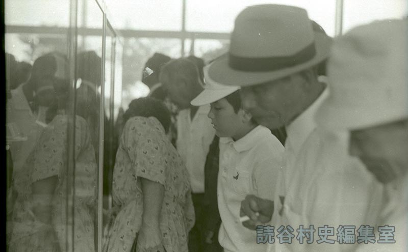 資料館見学（歴史民俗資料館）