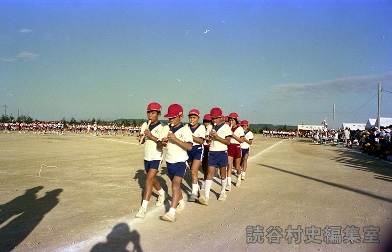 鼓笛演奏　喜名小学校