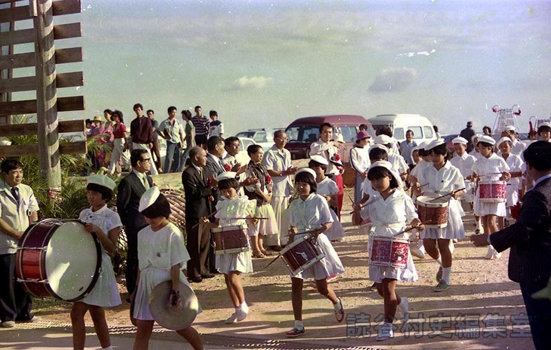 鼓笛演奏　喜名小学校