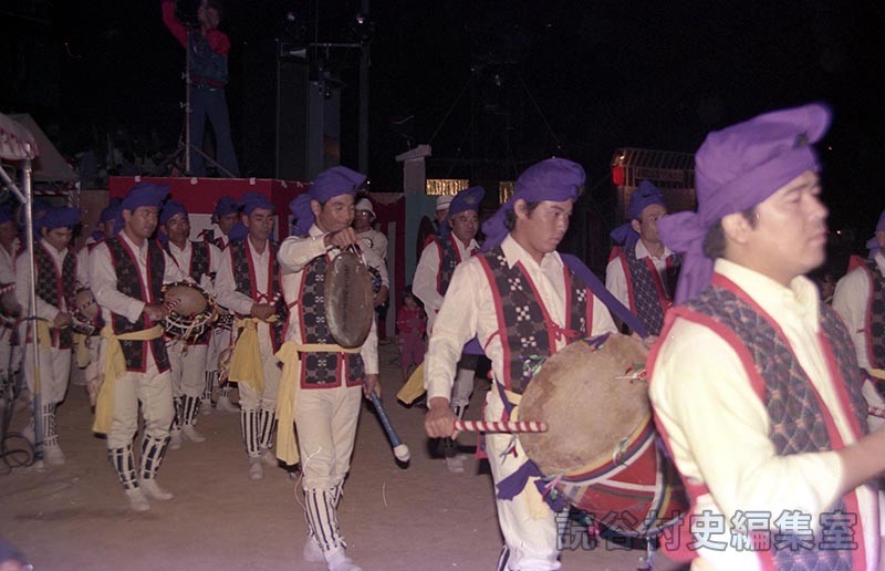 赤犬子退場　楚辺区（赤犬子琉球古典音楽大演奏会）
