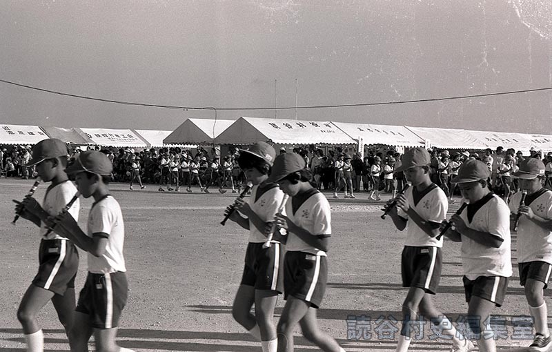 鼓笛演奏　喜名小学校