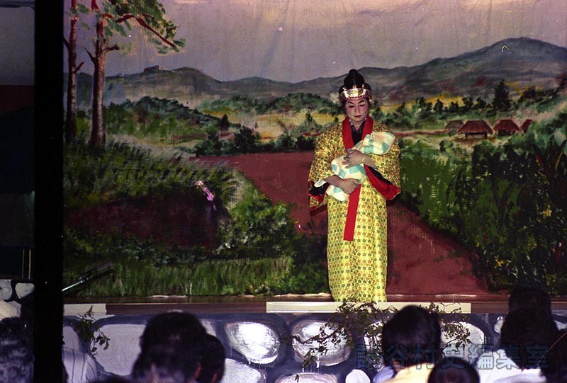 組踊「護佐丸」　喜名区護佐丸保存会（福祉センター）