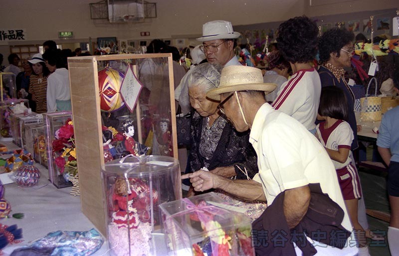 会場風景　作品展（体育センター）