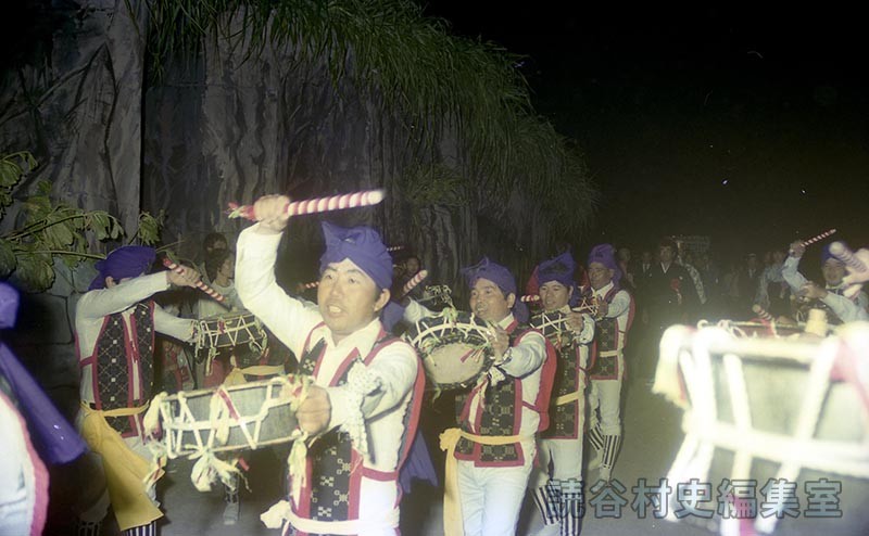 赤犬子入場　楚辺区（赤犬子琉球古典音楽大演奏会）