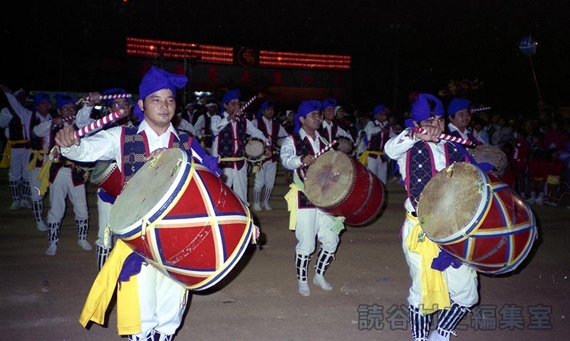赤犬子入場　楚辺区（赤犬子琉球古典音楽大演奏会）