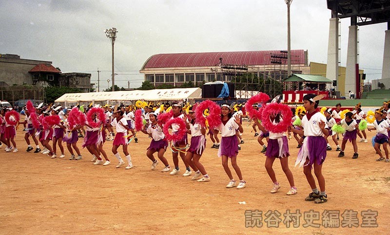 集団演技　村内小学校