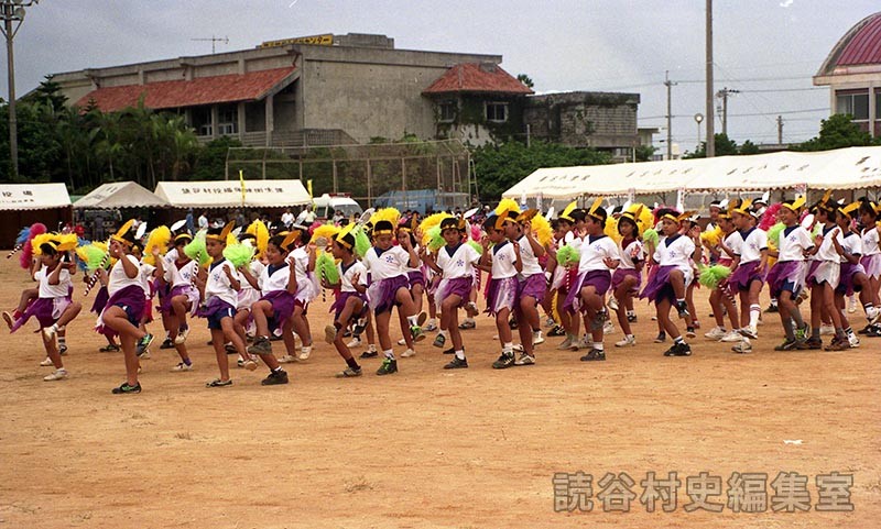 集団演技　村内小学校