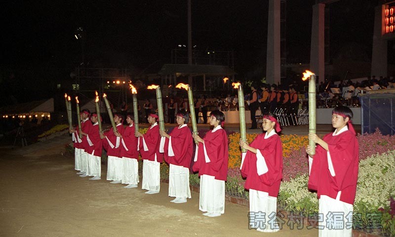 「標」ノロの炎　読谷高校女子ハンドボール部（創作「進貢船」）