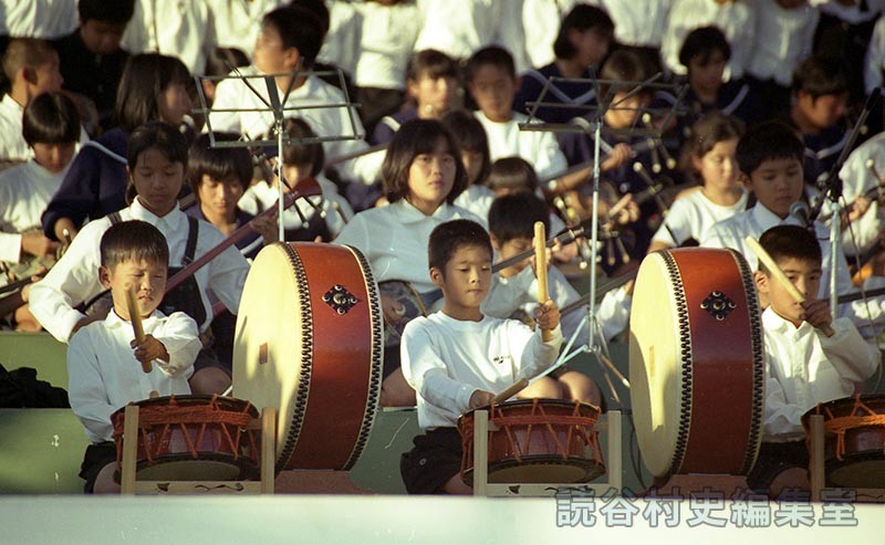 斉唱　てんさぐの花（受け継ごう読谷の心）