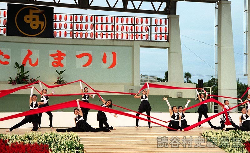 創作ダンス　読谷高校ダンス部