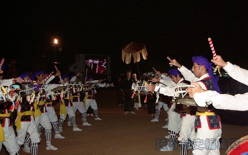 赤犬子退場　楚辺区（赤犬子琉球古典音楽大演奏会）