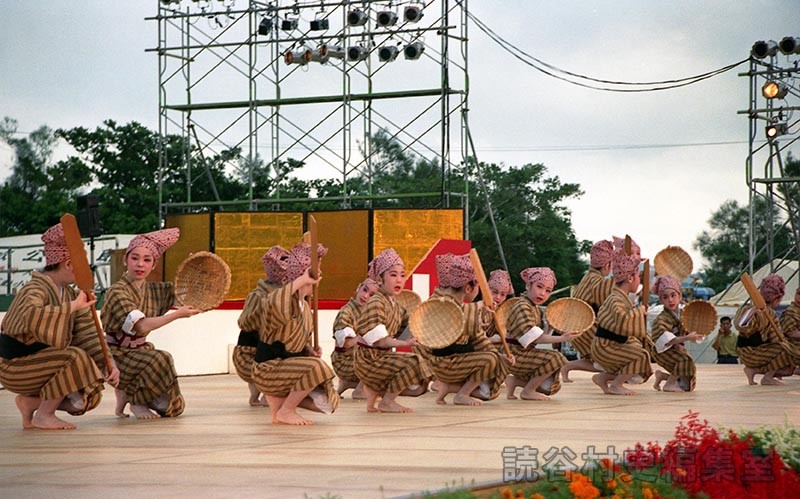 谷茶前　津波古アキ琉舞研究所（受け継ごう読谷の心）