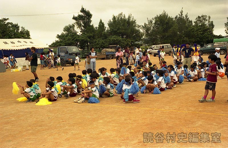 集団演技　村内小学校