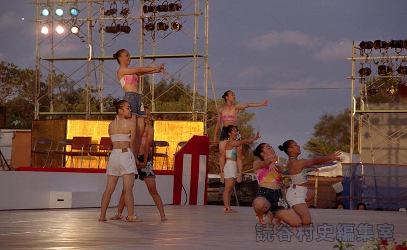 創作ダンス　読谷高校ダンス部