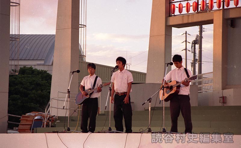 創作ダンス　読谷高校ダンス部