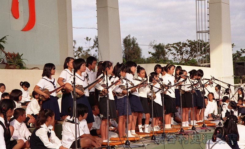 三線早弾きメドレー　村内小中学校（受け継ごう読谷の心）