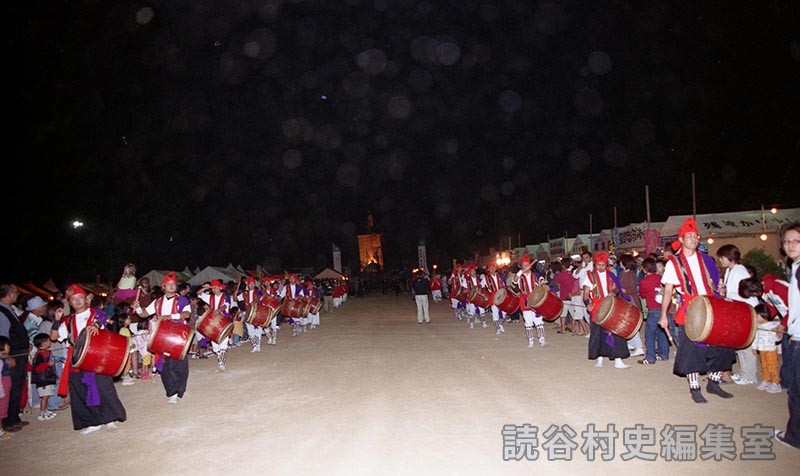 「標」太鼓隊　喜名青年会（創作「進貢船」）