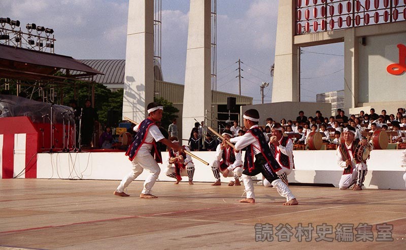 波平棒　波平子ども会（受け継ごう読谷の心）