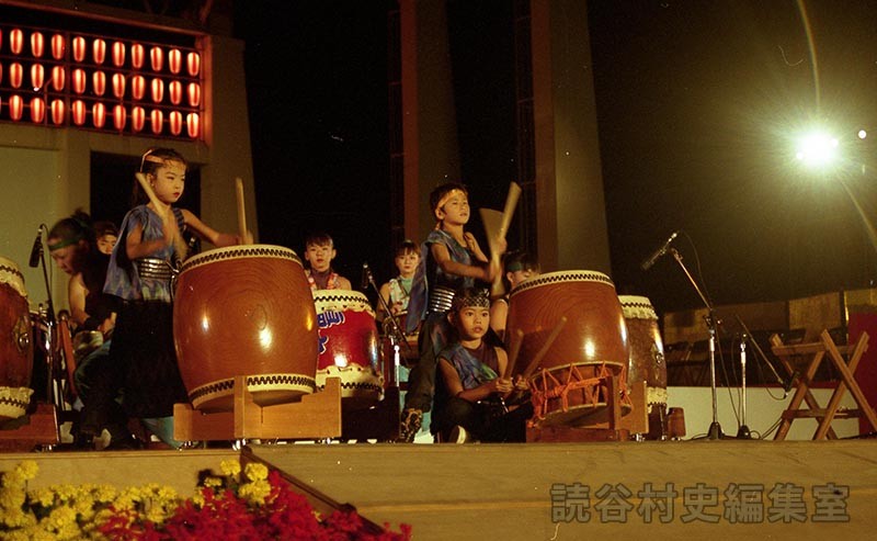 島太鼓　ひがけい子と島太鼓（赤犬子琉球古典音楽大演奏会）