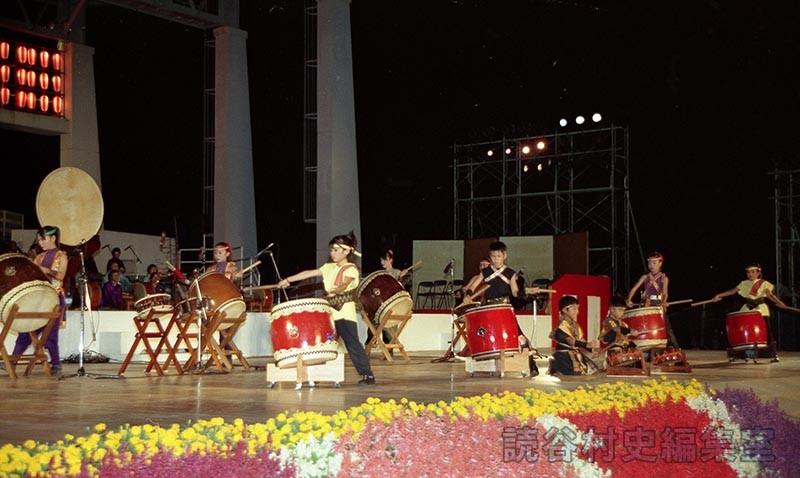 島太鼓　ひがけい子と島太鼓（赤犬子琉球古典音楽大演奏会）