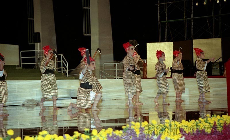 「宴」豊年　津覇澄子琉舞練場（創作「進貢船」）