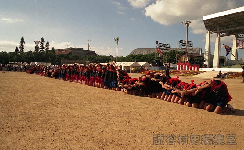 集団演技　村内小学校