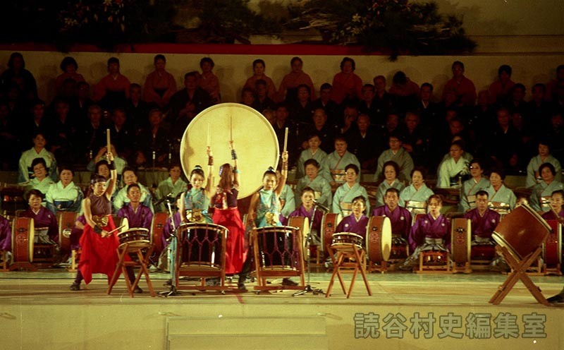 島太鼓　ひがけい子と島太鼓（赤犬子琉球古典音楽大演奏会）