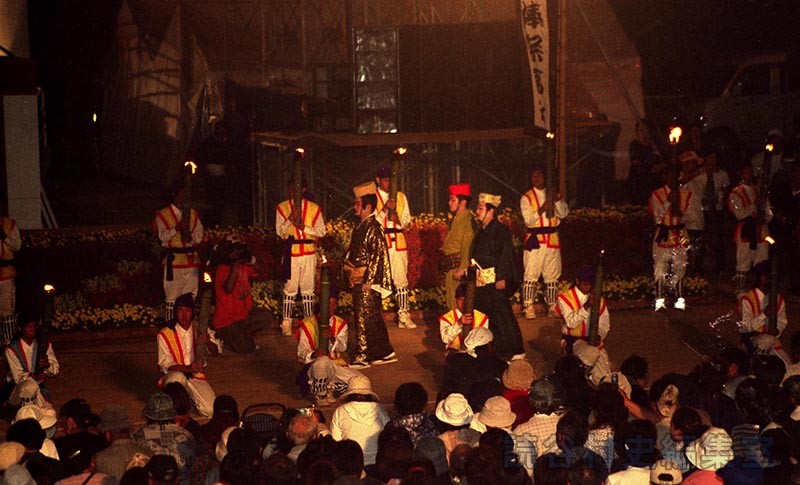 「航」泰期一行　商工会青年部（創作「進貢船」）