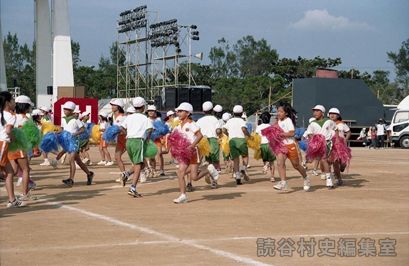 集団演技　村内小学校