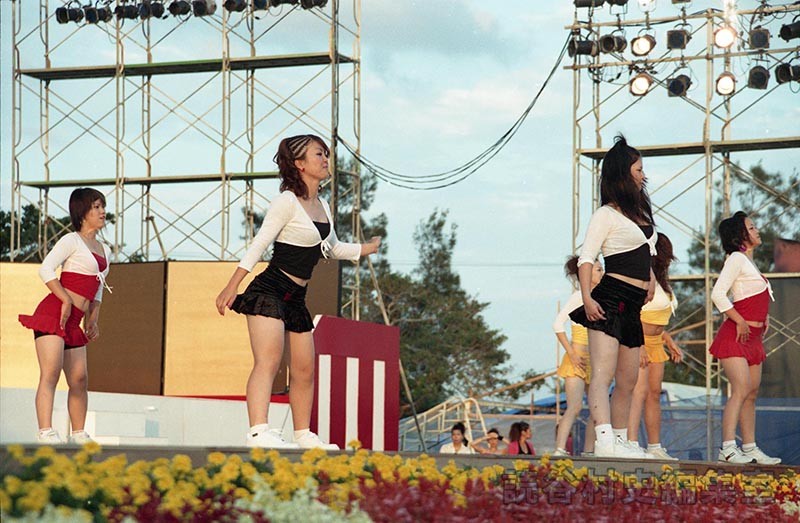 創作ダンス　読谷高校ダンス部