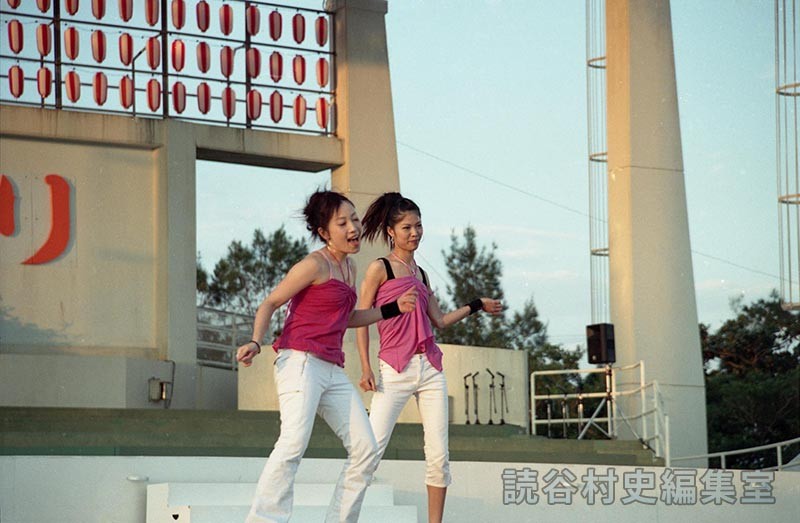 創作ダンス　読谷高校ダンス部