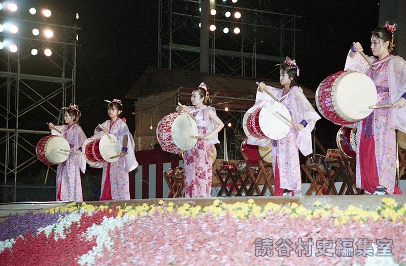 島太鼓　ひがけい子と島太鼓（赤犬子琉球古典音楽大演奏会）