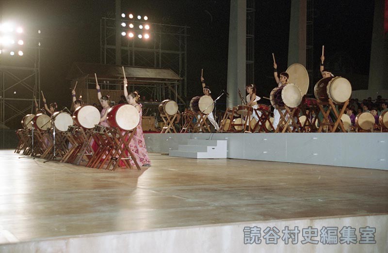 島太鼓　ひがけい子と島太鼓（赤犬子琉球古典音楽大演奏会）