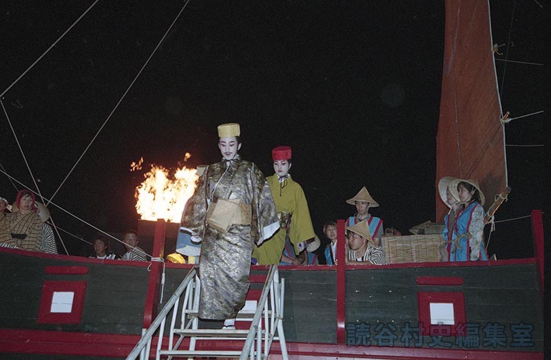 「航」泰期一行　商工会青年部（創作「進貢船」）