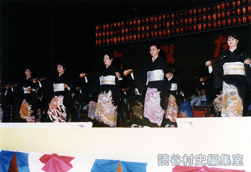 かぎやで風　婦人会（赤犬子琉球古典音楽大演奏会）