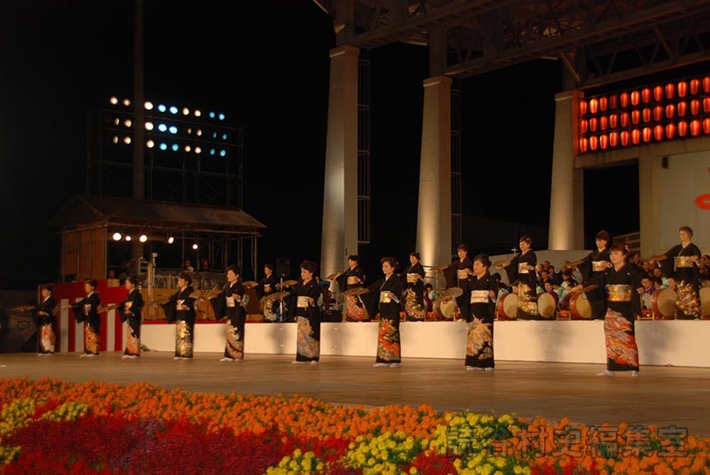 かぎやで風　村・字婦人会（赤犬子琉球古典音楽大演奏会）