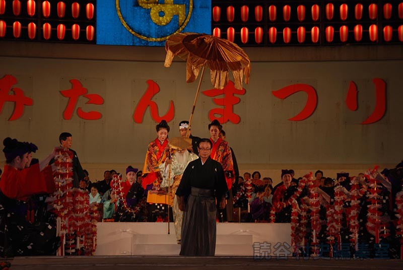 赤犬子退場　楚辺区（赤犬子琉球古典音楽大演奏会）