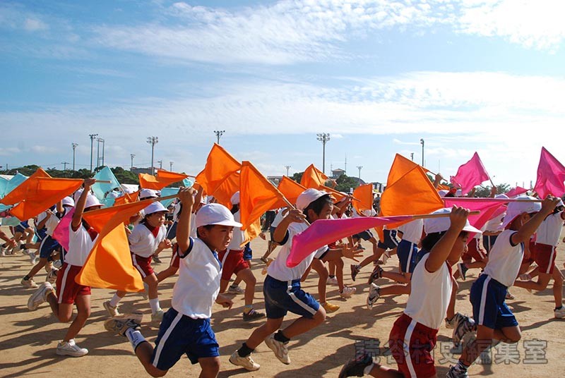 村内小学校　集団演技